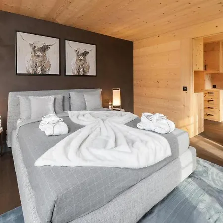 Three-bedroom In With Terrace- If You Want To Book, Please Contact On Wh-ats-app - 0034-635-518-057 !!!! * Gstaad